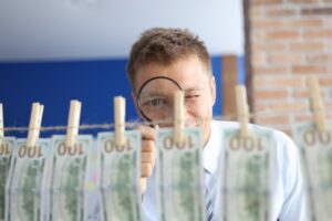 Dodruk pieniądza – co to jest i jakie ma konsekwencje dla inflacji