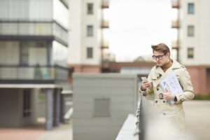 Kto kontroluje spółdzielnie mieszkaniowe i gdzie zgłaszać nieprawidłowości?
