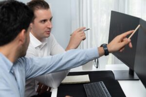 System operacyjny – czym się nie zajmuje i jakie pełni funkcje