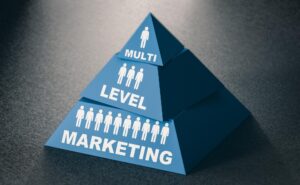 Multilevel marketing – co to jest i jak odróżnić MLM od piramidy
