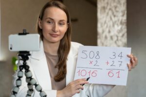 Do czego jest potrzebny numer EORI i gdzie sprawdzić go w bazie?
