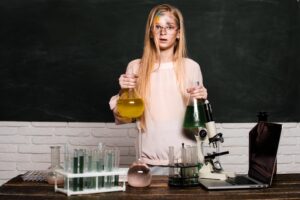 Kiedy dojdzie przelew? Jak działają sesje Elixir w bankach