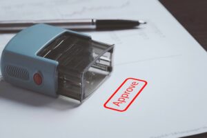 Pieczątka firmowa – wymogi, dane i czy naprawdę jest potrzebna