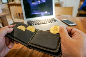 Portfel kryptowalut – jak wybrać bezpieczne miejsce dla cyfrowych aktywów